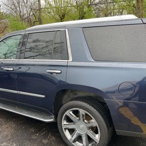 CADILLAC ESCALADE LUXURY - 6