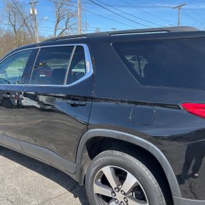 CHEVROLET TRAVERSE LT LEATHER - 6