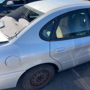 FORD TAURUS SEL - 8