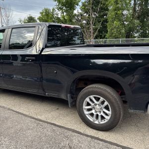 2023 Chevrolet SILVERADO 1500 LT 照片 6