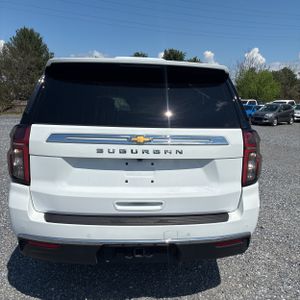 CHEVROLET SUBURBAN LS - 7