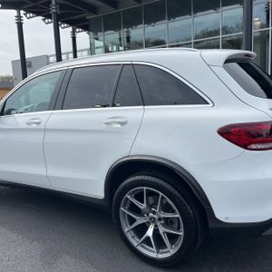 MERCEDES-BENZ GLC - 6