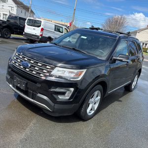FORD EXPLORER XLT - 1