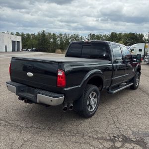 FORD F-250 SUPER DUTY LARIAT - 8
