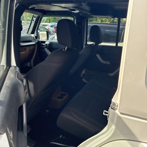 2015 JEEP WRANGLER UNLIMITED SAHARA — фото 32