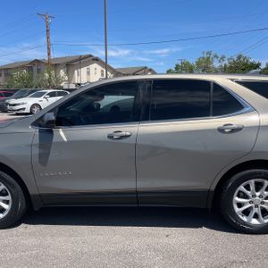 CHEVROLET EQUINOX LT - 4