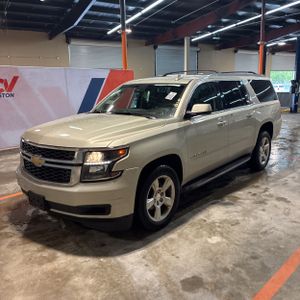 CHEVROLET SUBURBAN LS - 1