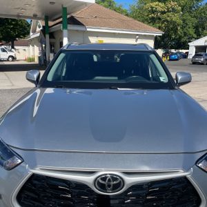 صورة 15 لـ 2022 Toyota HIGHLANDER XLE