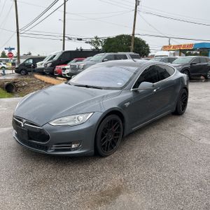 TESLA MODEL S BASE - 1