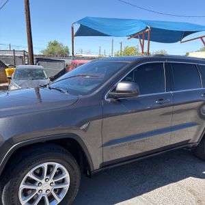 JEEP GRAND CHEROKEE LAREDO E - 2