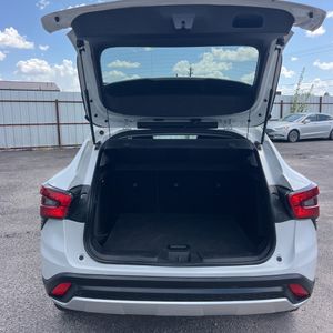 2025 Chevrolet TRAX LT 照片 40