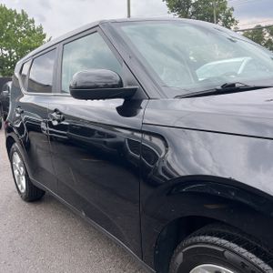 2023 KIA SOUL LX — миниатюра 13