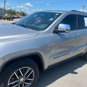 2017 JEEP GRAND CHEROKEE LIMITED — фото 2