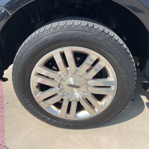 2014 Lincoln NAVIGATOR BASE — миниатюра 17