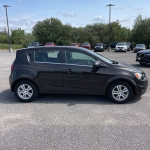 2013 Chevrolet SONIC LT AUTO — фото 10