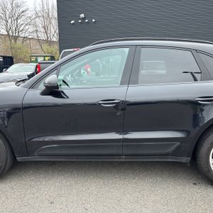 PORSCHE MACAN BASE - 4