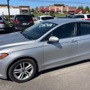 FORD FUSION SE - 2