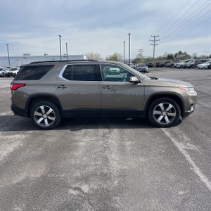 CHEVROLET TRAVERSE LT LEATHER - 10