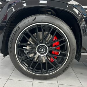 2026 Mercedes-BENZ AMG GLS 63 4MATIC+ — фото 17