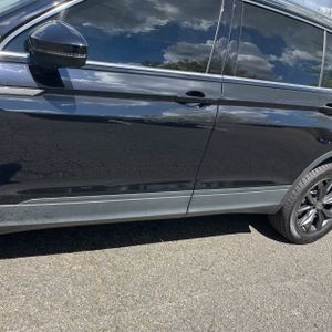 VOLKSWAGEN TIGUAN SE 4MOTION - 4