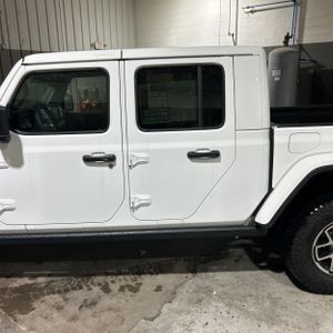 صورة 4 لـ 2025 JEEP GLADIATOR RUBICON