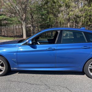 BMW 330I GRAN TURISMO XDRIVE - 4