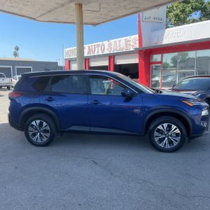 NISSAN ROGUE SV - 10