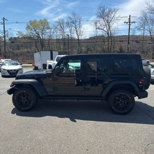 JEEP WRANGLER WILLYS 4XE - 3