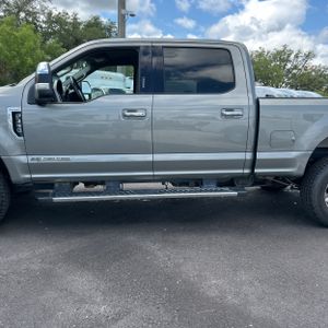 FORD F-350 SUPER DUTY LARIAT - 4