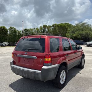 FORD ESCAPE XLT - 8