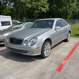 MERCEDES-BENZ E-CLASS - 1