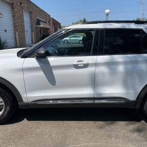 صورة 4 لـ 2020 FORD EXPLORER XLT