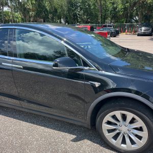 2018 Tesla MODEL X 75D 缩略图 13