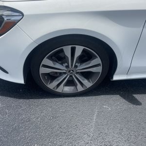 2019 Mercedes-BENZ CLA thumbnail 17