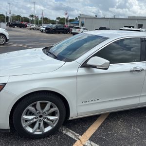 CHEVROLET IMPALA LT - 2