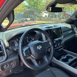 2024 RAM 1500 BIG HORN — миниатюра 36