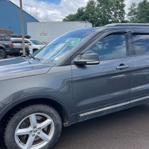 صورة 2 لـ 2017 FORD EXPLORER XLT