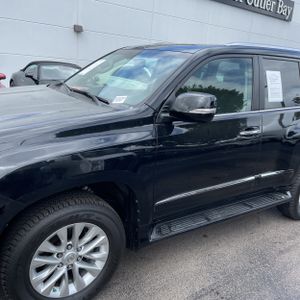 Lexus GX 460 Base - 2