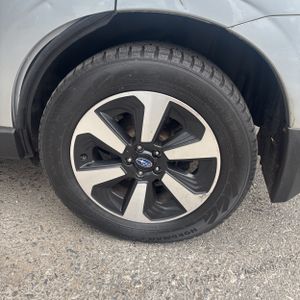2017 Subaru FORESTER 2.5I 缩略图 18