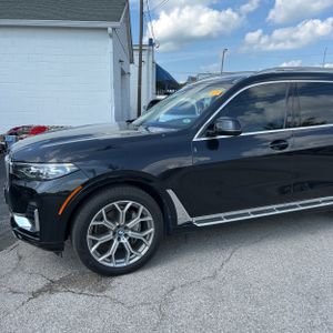 صورة 2 لـ 2020 BMW X7 XDRIVE40I