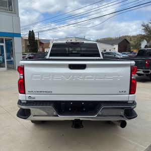 CHEVROLET SILVERADO 3500HD LTZ - 4