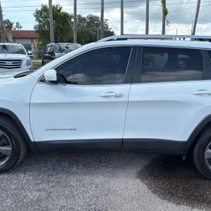 2019 JEEP CHEROKEE LIMITED 照片 4