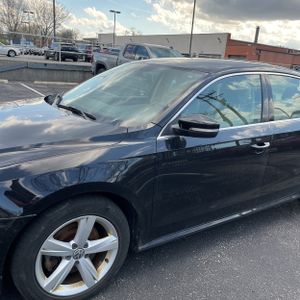 VOLKSWAGEN PASSAT 1.8T SE PZEV - 2