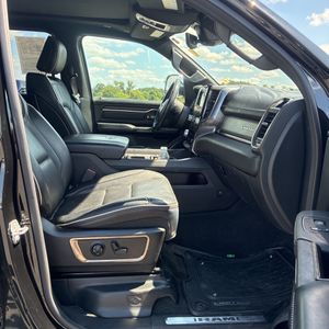 2020 RAM 1500 LIMITED — миниатюра 33