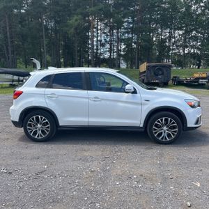 صورة 10 لـ 2019 Mitsubishi OUTLANDER SPORT 2.0 SE
