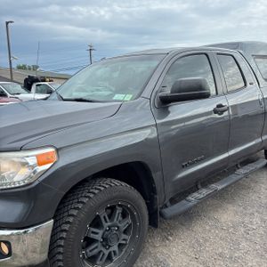 صورة 2 لـ 2016 Toyota TUNDRA SR5