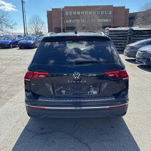 VOLKSWAGEN TIGUAN SE - 7