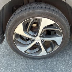 2018 Hyundai TUCSON LIMITED 照片 19