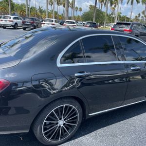 صورة 9 لـ 2021 Mercedes-BENZ C-CLASS