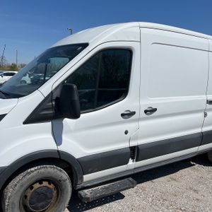 FORD TRANSIT 250 - 2